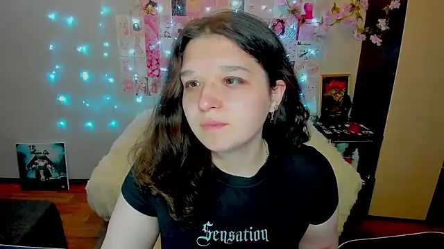Snapshot of Kate_Acid chatting on June 2, 10:56 pm Kate Acid online show from June 2, 10:56 pm