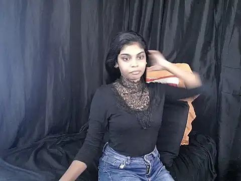 indianicon23 online show from March 31, 6:25 am