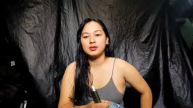 Snapshot of Mitchy272727 chatting on February 18, 3:13 am Mitchy272727 online show from February 18, 3:13 am