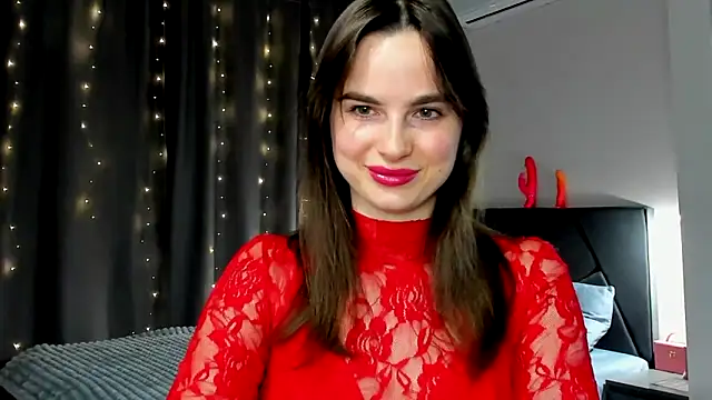 megann fox2 online show from March 29, 4:29 pm