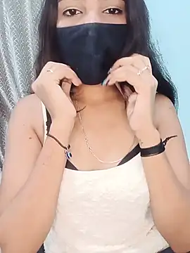 Snapshot of Cutie_babes01 chatting on July 16, 4:24 pm Cutie babes01 online show from July 16, 4:24 pm