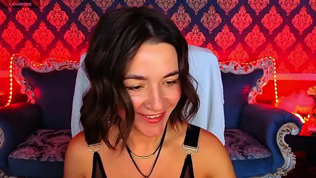 Snapshot of GracefulMichelle chatting on March 21, 10:57 pm GracefulMichelle online show from March 21, 10:57 pm