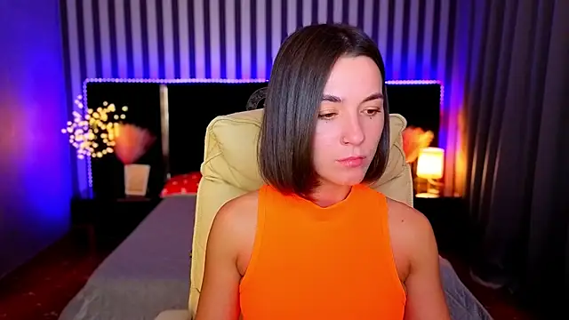 Snapshot of GracefulMichelle chatting on April 16, 11:51 pm GracefulMichelle online show from April 16, 11:51 pm