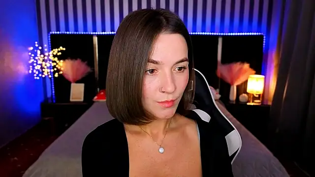 Snapshot of GracefulMichelle chatting on April 23, 7:38 pm GracefulMichelle online show from April 23, 7:38 pm