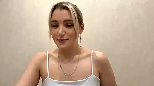 MerryVideo online show from March 5, 8:05 pm