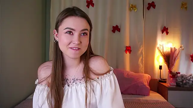 Snapshot of LorileeRuetz chatting on February 27, 12:38 pm LorileeRuetz online show from February 27, 12:38 pm