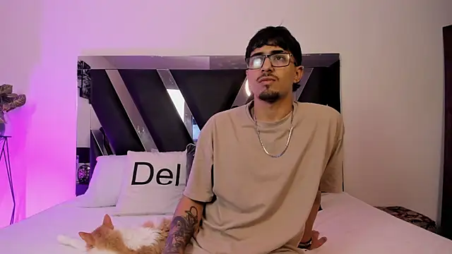 Mia Iron online show from April 4, 12:13 pm