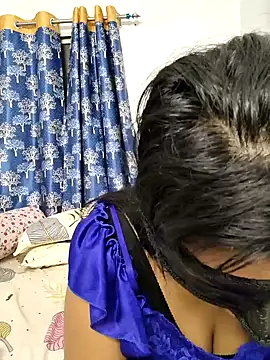 Cute-aryaa online show from April 15, 6:04 pm