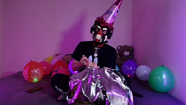 K9 GoodBoy online show from March 26, 7:30 pm