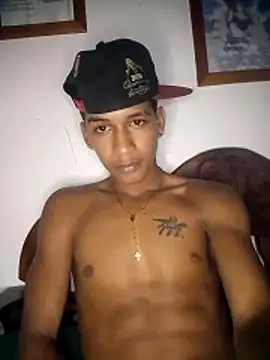 Snapshot of dan30_cm chatting on March 1, 5:53 am dan30 cm online show from March 1, 5:53 am