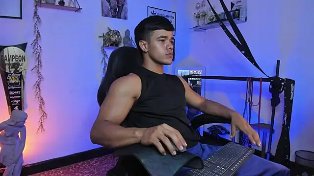 Rob zaens33 online show from February 24, 2:59 pm