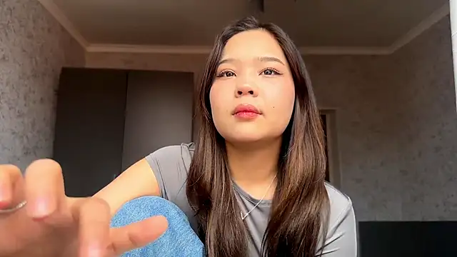 RegenaLandauer online show from February 22, 7:40 am