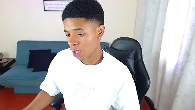 liiam3 online show from March 14, 8:58 pm