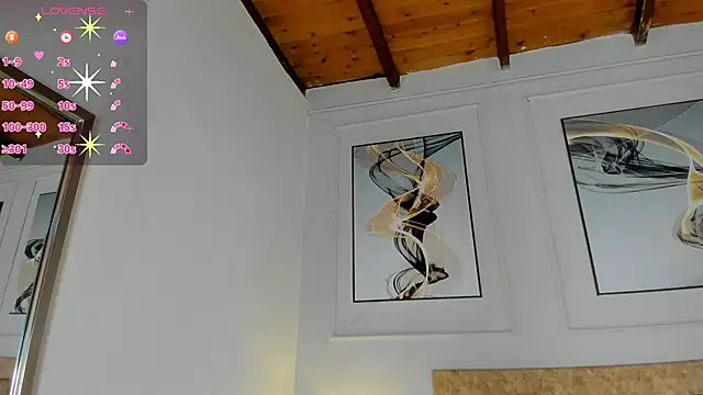 zoe moon   online show from May 22, 11:16 am