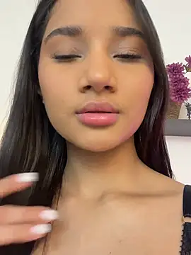 AlessiaVallmont online show from February 24, 7:12 pm