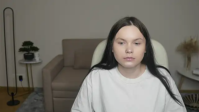 Snapshot of LeilaErcolani chatting on February 20, 12:49 pm LeilaErcolani online show from February 20, 12:49 pm