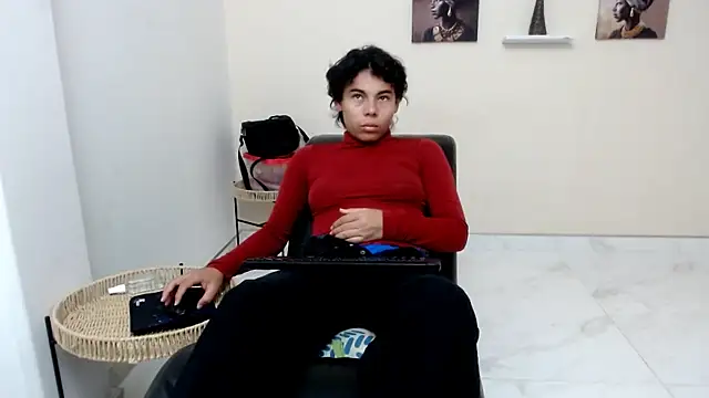 skinnysexy18 online show from March 31, 6:08 pm