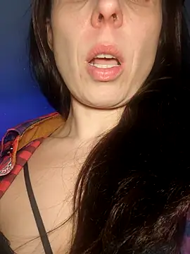 Snapshot of On_ViBE chatting on February 21, 11:00 am On ViBE online show from February 21, 11:00 am