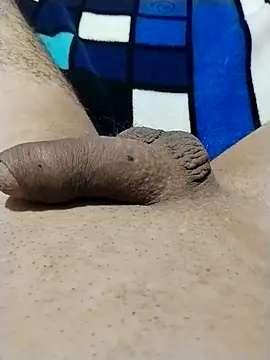 Snapshot of estebanxxxxxx chatting on March 1, 5:04 pm estebanxxxxxx online show from March 1, 5:04 pm