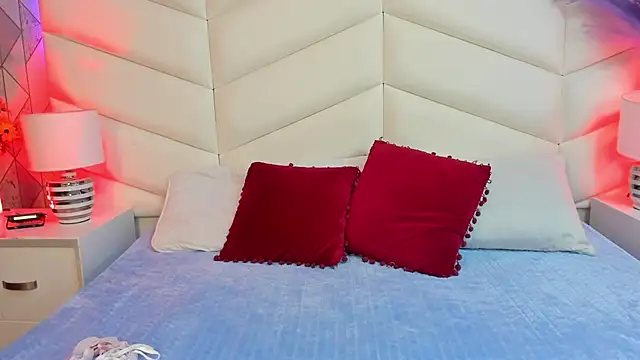 Bella  Peach online show from March 25, 3:12 am