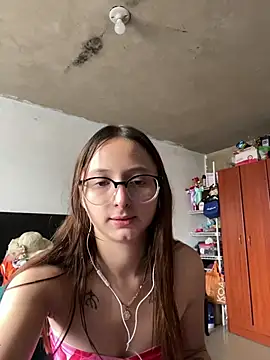 Aria  Rousse03 online show from February 24, 2:37 pm