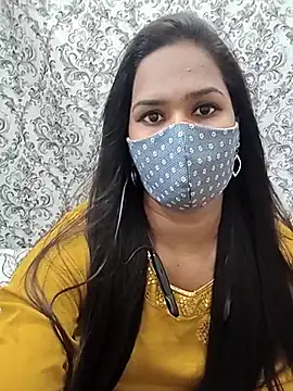 Snapshot of Tamil_Charu_ chatting on April 4, 5:06 am Tamil Charu online show from April 4, 5:06 am