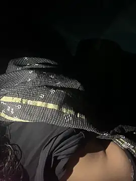 Snapshot of Exotic-Chocolate chatting on March 1, 7:05 pm Exotic-Chocolate online show from March 1, 7:05 pm