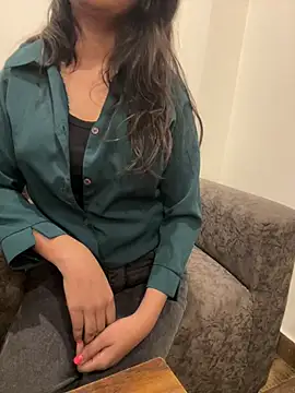 Taniyasingh69 online show from April 12, 9:58 am