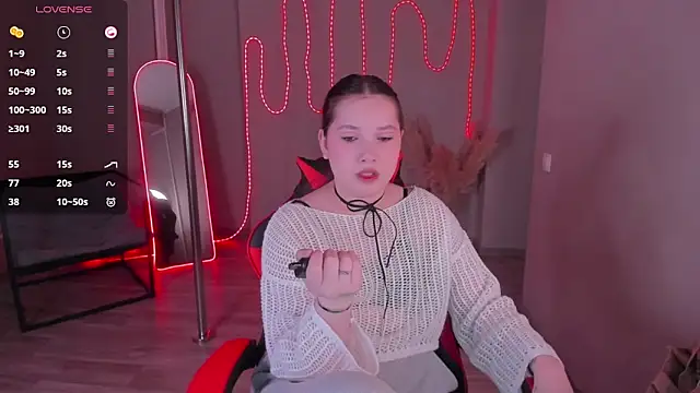 KatrineEvvans online show from February 27, 8:58 am