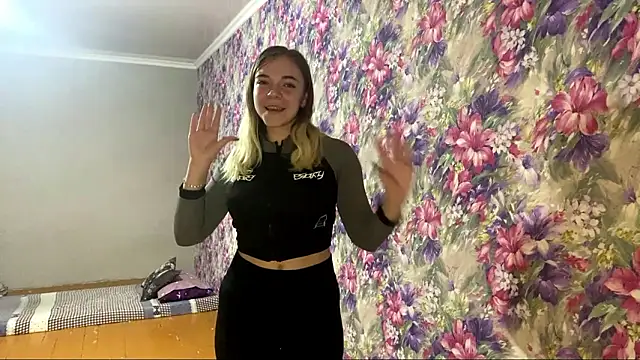 StephanieMarin online show from February 21, 2:40 pm