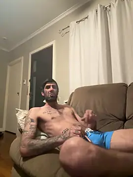 Snapshot of Ashisbig93 chatting on April 7, 9:43 am Ashisbig93 online show from April 7, 9:43 am