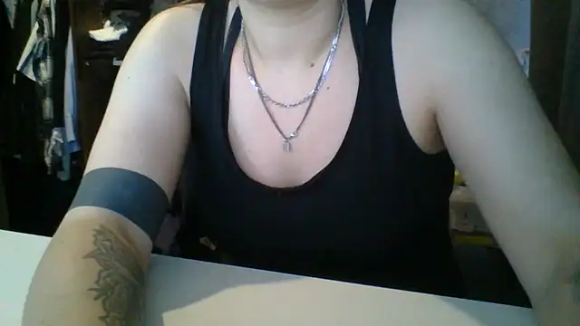 Geileboef28 online show from March 17, 6:17 am