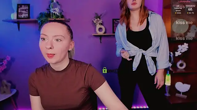 polly-cute online show from April 12, 8:14 pm