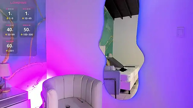 milkavelvett online show from March 30, 12:06 pm