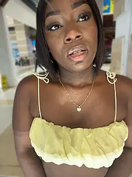 ZarahFerreira online show from July 31, 12:43 am