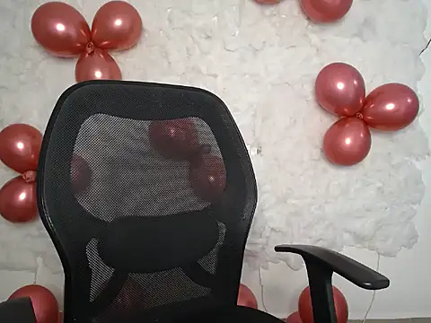 Cute Liza0 online show from February 24, 1:53 pm