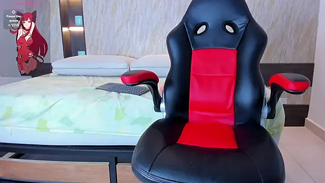 Snapshot of alina_hart chatting on March 2, 5:08 am alina hart online show from March 2, 5:08 am