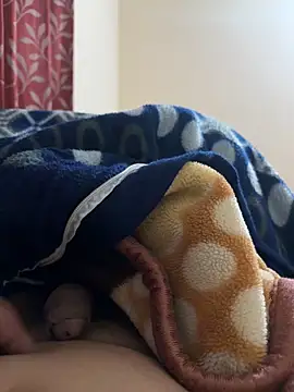 Snapshot of youngboywithcurvymilf chatting on February 25, 3:32 pm youngboywithcurvymilf online show from February 25, 3:32 pm