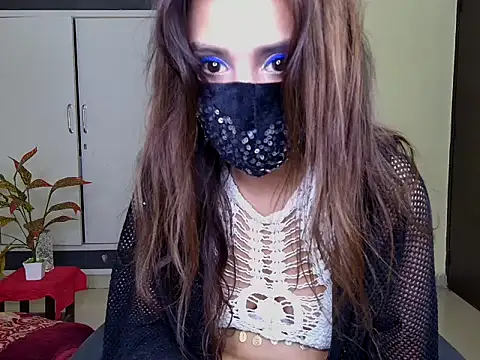 Snapshot of Air_Beauty chatting on February 18, 7:10 pm Air Beauty online show from February 18, 7:10 pm