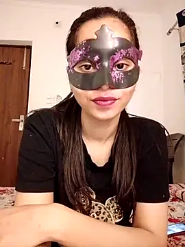 Snapshot of cute_girl_29 chatting on May 2, 1:10 am cute girl 29 online show from May 2, 1:10 am