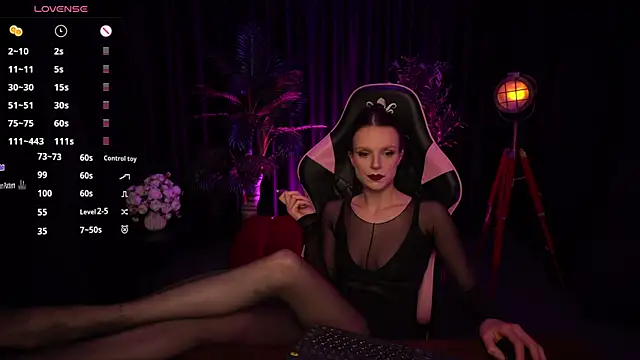 Wild Alice me online show from June 25, 4:11 pm
