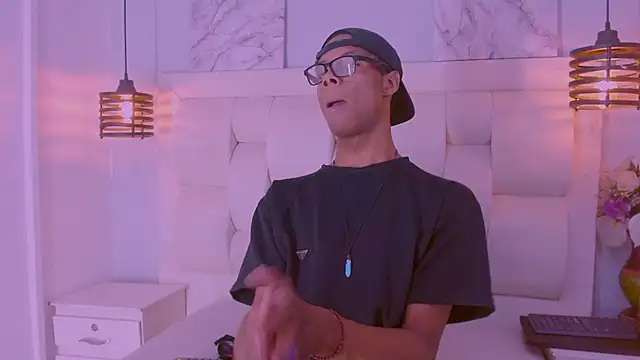 Santiago Ortiz  online show from March 21, 9:29 pm