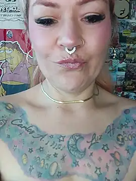 Snapshot of lady_polka chatting on March 1, 5:48 pm lady polka online show from March 1, 5:48 pm