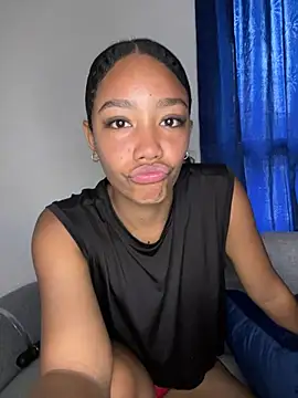 kali rousse online show from April 6, 11:55 am