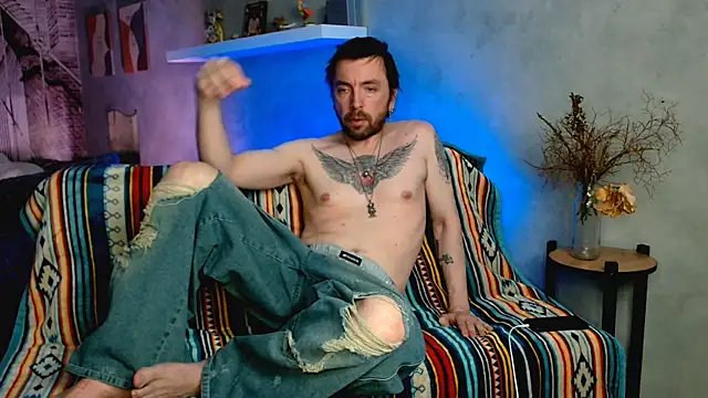 Snapshot of MarkusRivas chatting on March 29, 5:46 pm MarkusRivas online show from March 29, 5:46 pm