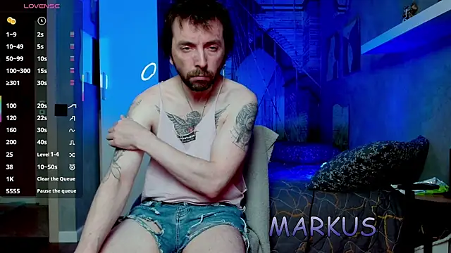 Snapshot of MarkusRivas chatting on April 8, 10:21 pm MarkusRivas online show from April 8, 10:21 pm