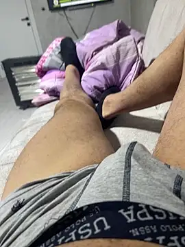 Snapshot of TurkeyMen chatting on April 17, 5:27 pm TurkeyMen online show from April 17, 5:27 pm