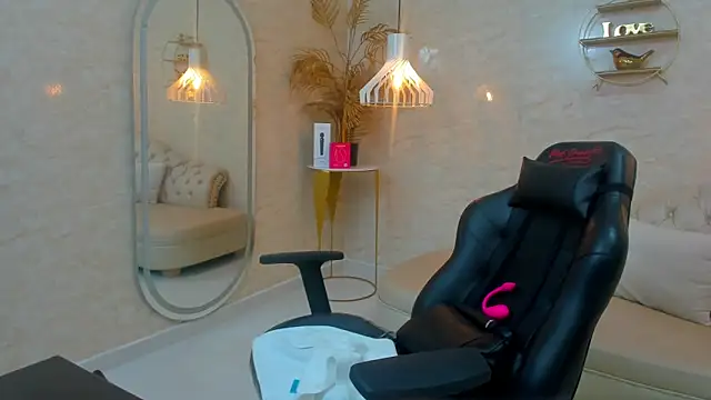 CAAMII SWEETT online show from May 28, 8:17 pm