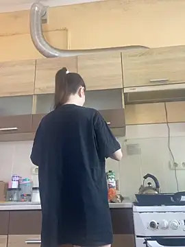 Snapshot of Cute_Erika_ chatting on March 1, 11:23 am Cute Erika online show from March 1, 11:23 am