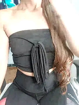 Snapshot of isaa- chatting on February 26, 8:08 pm isaa- online show from February 26, 8:08 pm